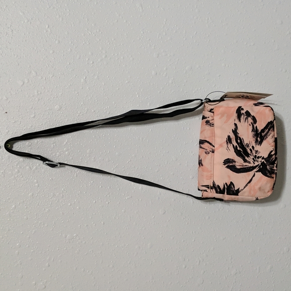 Kipling Live Light - Coral Flower Crossbody W/Adjustable Straps - Picture 5 of 6